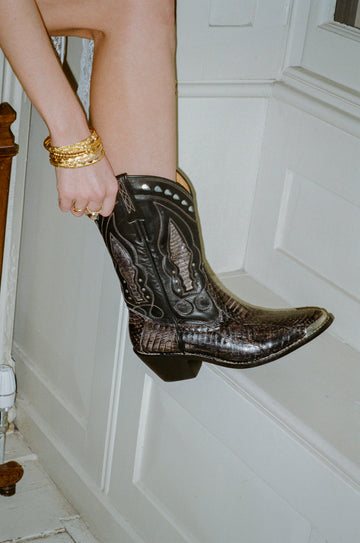 Saturns Spirit Cowgirl Boots